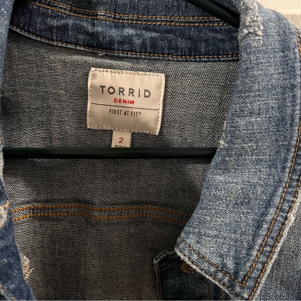 Torrid Denim Jacket, Size 2 - Picture 7 of 8